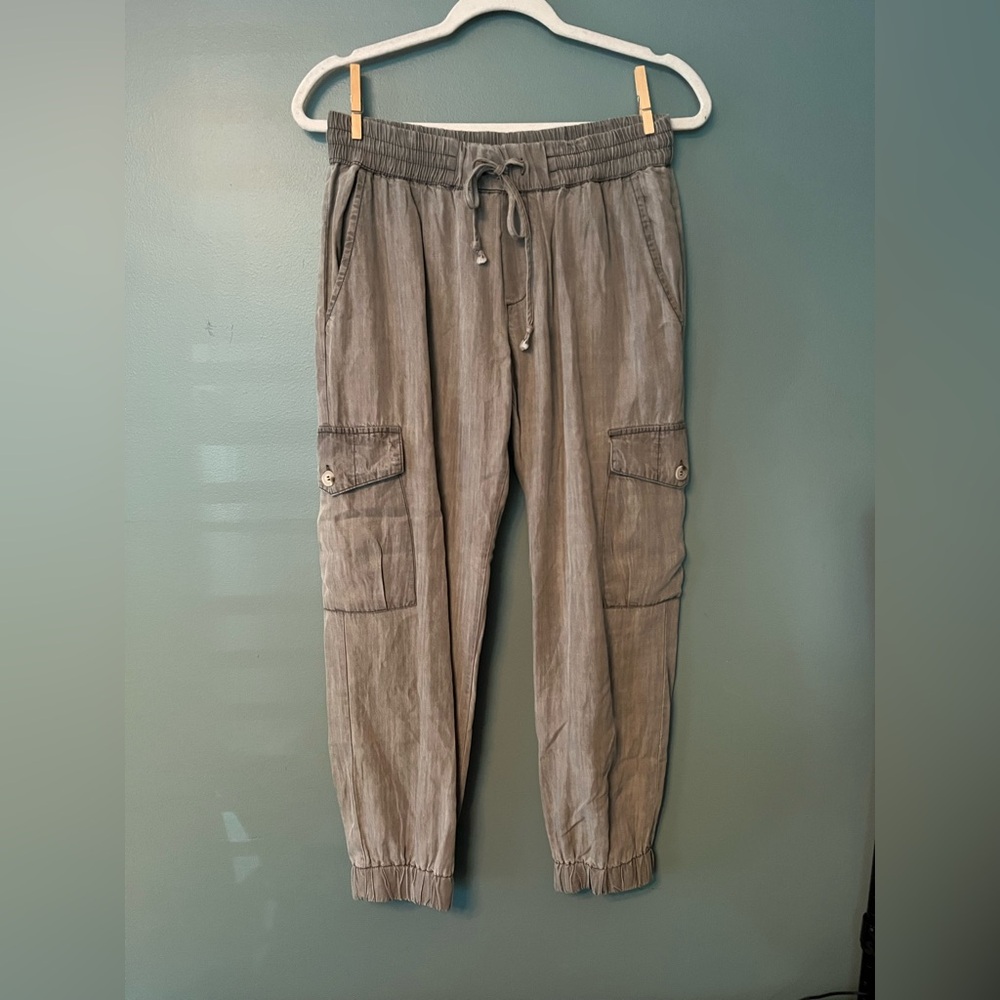 Dress Forum Gray Cargo Pants Utility Style